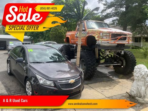 Used 2014 Chevrolet Cruze LS FWD image 1