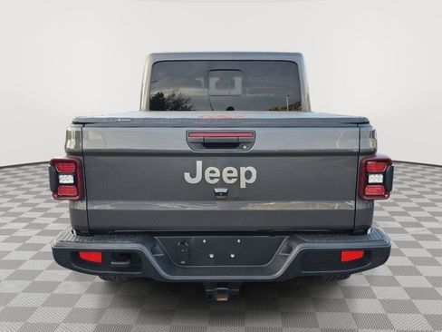 Used 2020 Jeep Gladiator Overland image 6