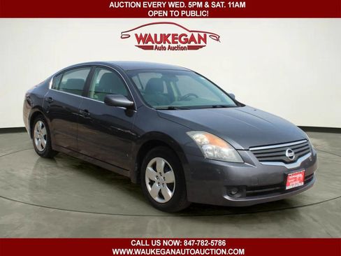 Used 2008 Nissan Altima 2.5 S w/ Emergency Aid Pkg image 2