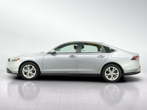 Used 2023 Honda Accord LX image 2