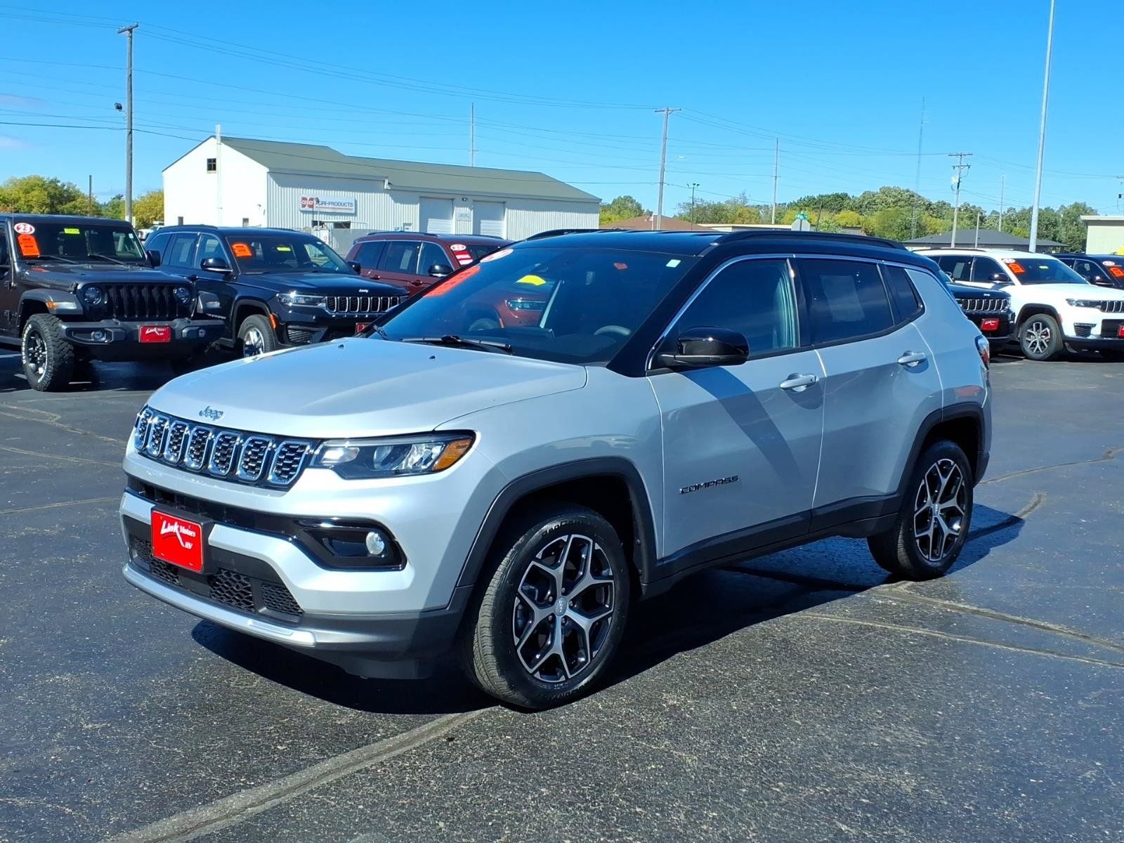 Used 2024 Jeep Compass Limited AWD/4WD image 8