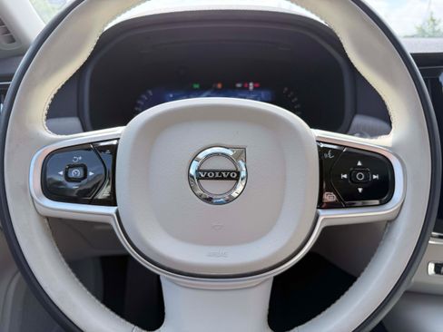 Certified 2025 Volvo V90 B6 Cross Country Plus AWD/4WD image 15
