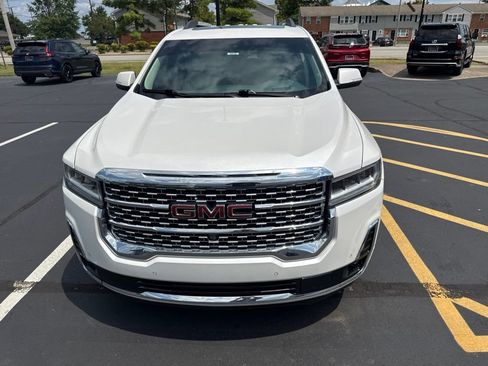 Used 2021 GMC Acadia Denali w/ Denali Ultimate Package AWD/4WD image 7
