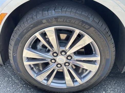 Used 2024 Cadillac XT5 Premium Luxury FWD image 39