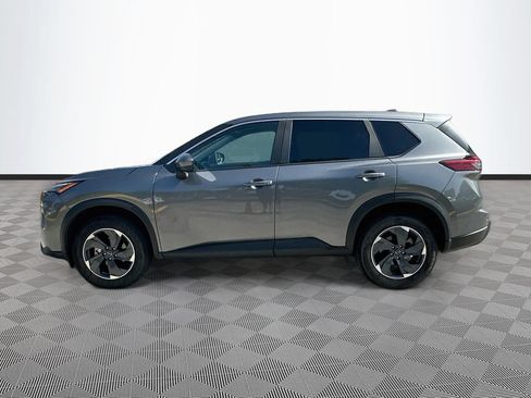 Used 2024 Nissan Rogue SV FWD image 4