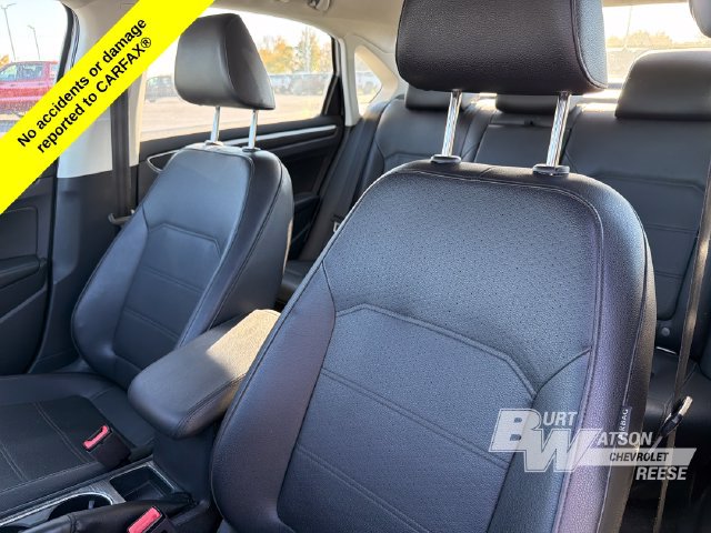 Used 2017 Volkswagen Passat 1.8T SE w/ SE Lighting Package FWD image 8