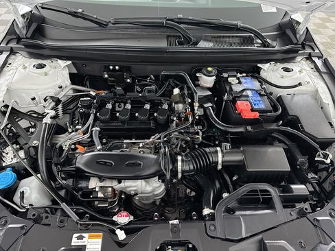 Certified 2025 Honda Accord SE image 10