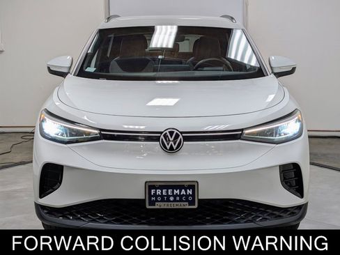 Used 2023 Volkswagen ID.4 2WD image 3