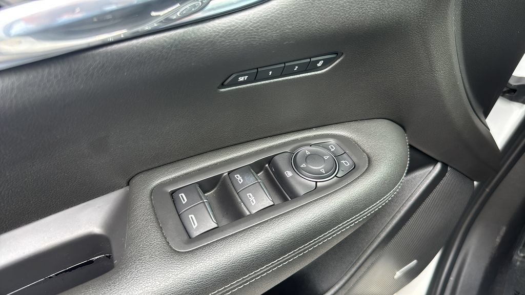 Used 2021 Cadillac XT6 Luxury FWD image 30