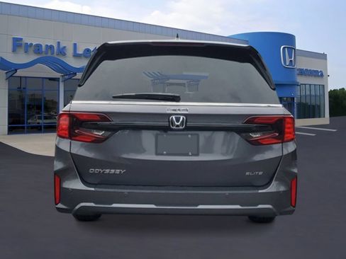 New 2026 Honda Odyssey Elite image 3