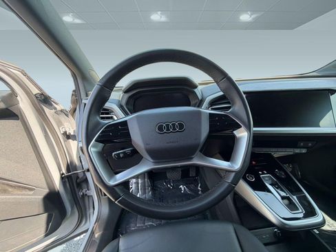 Used 2023 Audi Q4 e-tron Prestige AWD/4WD image 21