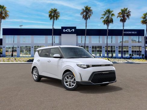 New 2025 Kia Soul S image 8