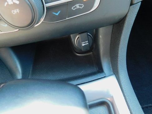 Used 2023 Dodge Charger SXT image 13