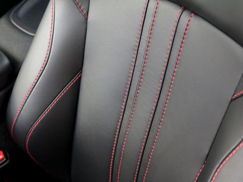 Used 2021 Aston Martin V8 Vantage Coupe RWD image 6