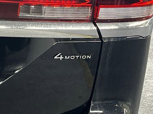 New 2026 Volkswagen Atlas SE image 38