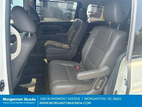 Used 2016 Honda Odyssey Touring Elite image 19