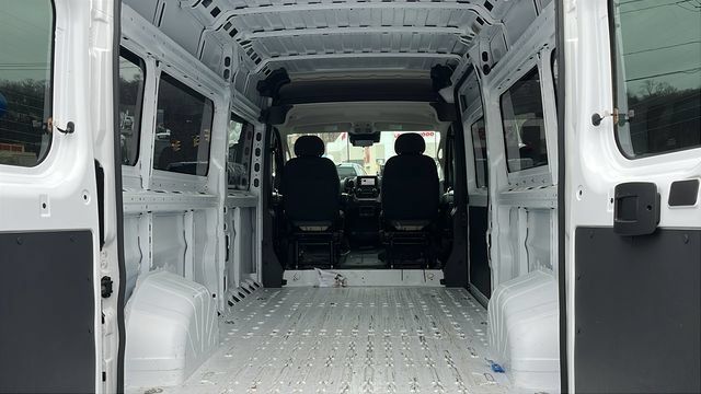 Used 2023 RAM ProMaster 2500 FWD image 19