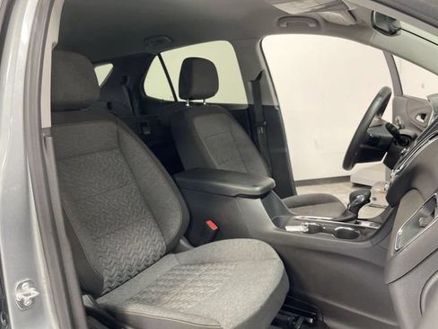 Used 2024 Chevrolet Equinox LT AWD/4WD image 27