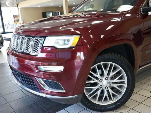 Used 2018 Jeep Grand Cherokee Summit AWD/4WD image 26