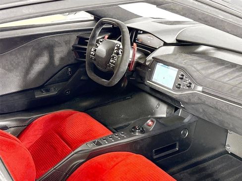 Used 2021 Ford GT Heritage Edition image 31