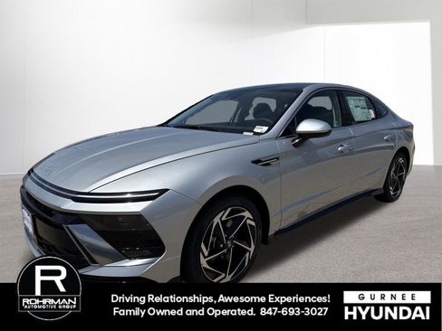 Used 2025 Hyundai Sonata SEL image 1