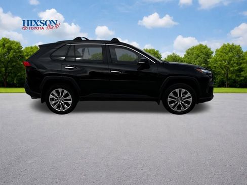 Used 2024 Toyota RAV4 Limited image 8