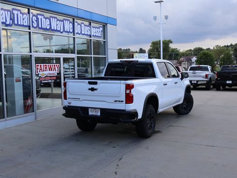 New 2026 Chevrolet Silverado 1500 ZR2 w/ Dark Appearance Package image 50