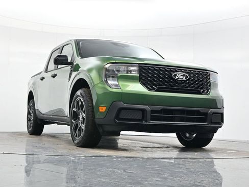 New 2025 Ford Maverick XLT w/ XLT Luxury Package image 41