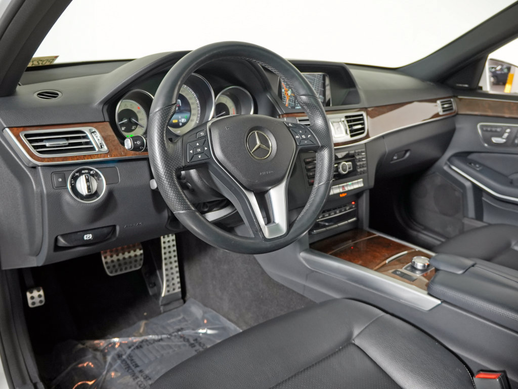 Used 2014 Mercedes-Benz E 350 4MATIC Sedan image 14