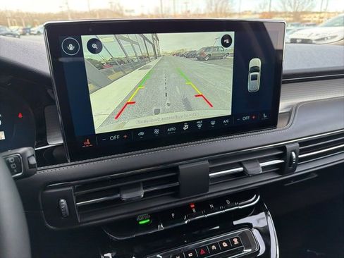 New 2026 Lincoln Corsair Premiere image 12