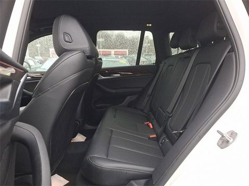 Used 2024 BMW X3 xDrive30i image 10
