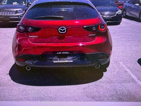 Used 2023 MAZDA MAZDA3 s FWD image 12