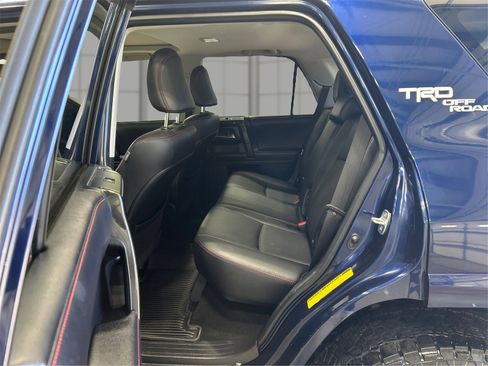 Used 2018 Toyota 4Runner TRD Off-Road Premium image 10