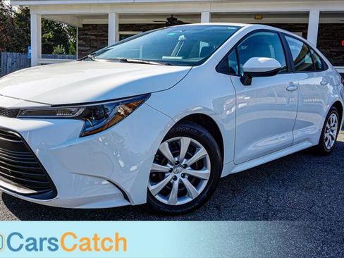 Used 2023 Toyota Corolla LE image 7