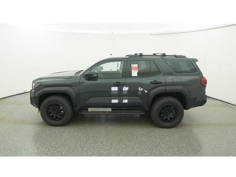 New 2025 Toyota 4Runner TRD Off-Road Premium image 3