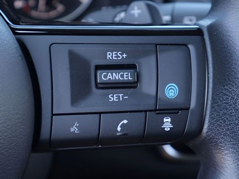 Used 2021 Nissan Rogue SV FWD image 20