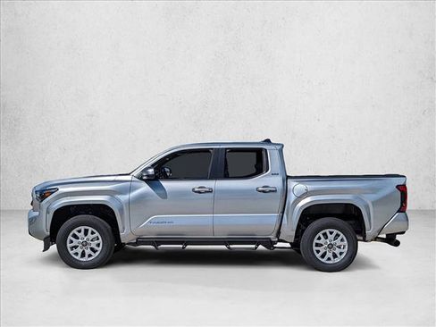 Used 2024 Toyota Tacoma SR5 image 5