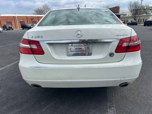 Used 2011 Mercedes-Benz E 350 4MATIC Sedan image 4