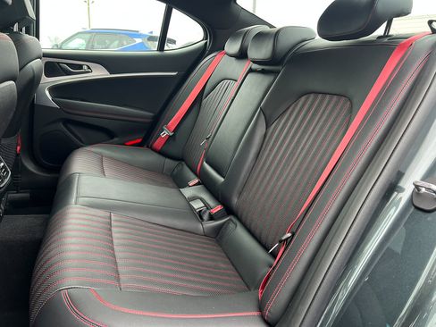 Used 2023 Genesis G70 2.0T w/ Sport Prestige Package image 25