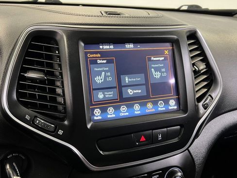 Used 2022 Jeep Cherokee Latitude w/ Sun & Sound Group image 39