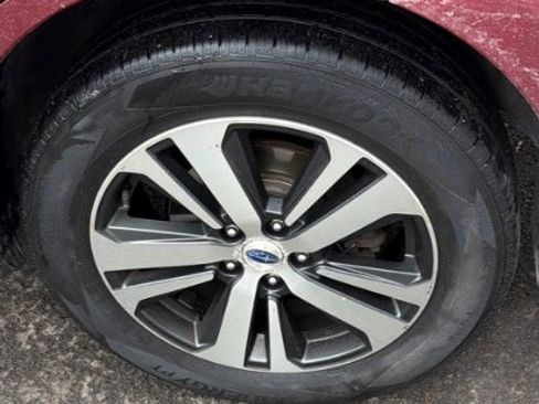 Used 2018 Subaru Outback 3.6R Limited image 12