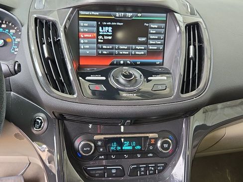 Used 2014 Ford Escape Titanium w/ Equipment Group 401A FWD image 14