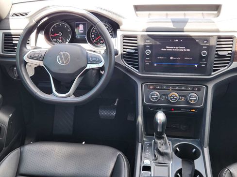 Used 2021 Volkswagen Atlas SE FWD image 25
