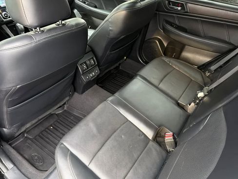 Used 2019 Subaru Outback 2.5i Limited w/ Popular Package #2 image 4