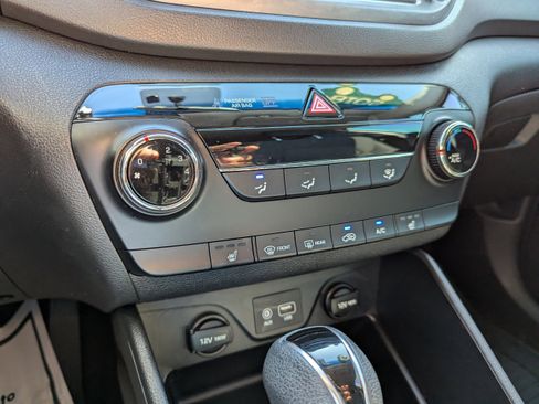 Used 2018 Hyundai Tucson SEL FWD image 23