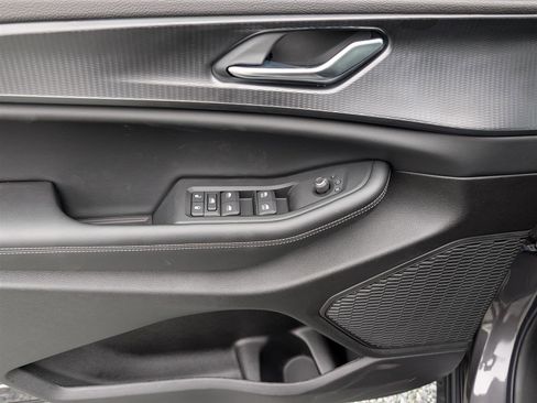 New 2025 Jeep Grand Cherokee Laredo X w/ Luxury Tech Group I image 15