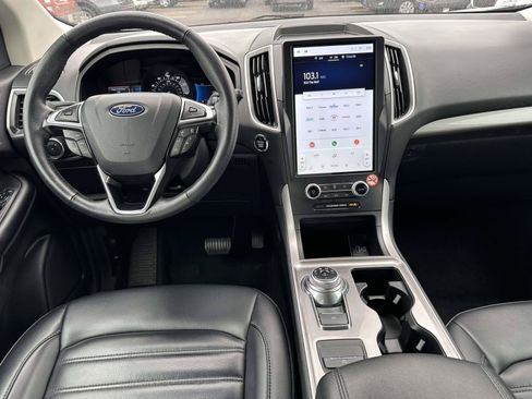 Used 2024 Ford Edge SEL AWD/4WD image 16