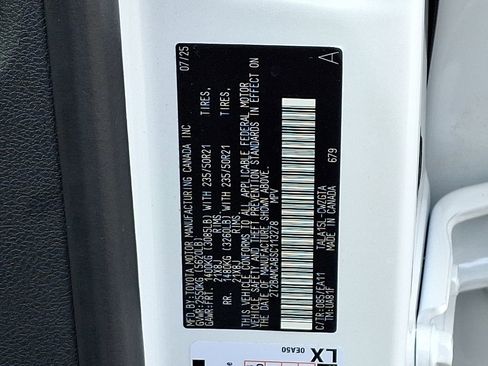 Used 2025 Lexus RX 350 Premium image 27