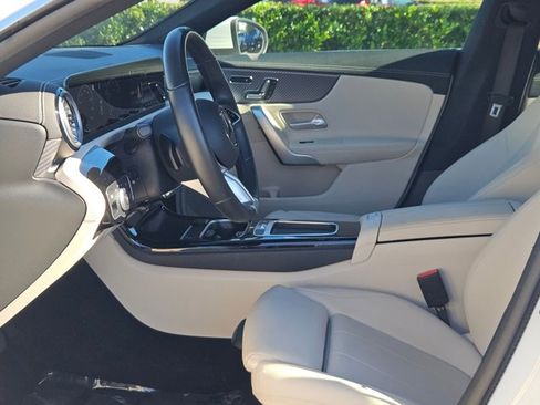 Used 2025 Mercedes-Benz CLA 250 4MATIC image 16