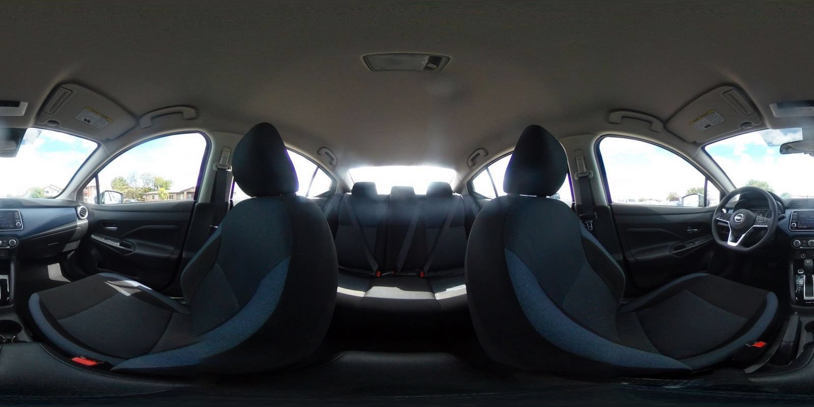 Used 2025 Nissan Versa SV FWD image 39